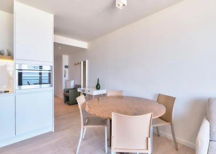 公寓 Lecomte - The Shoreline Collection 16 *